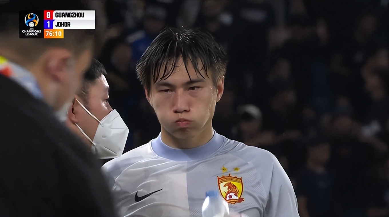 郑智|郑智哪去了？恒大功勋老将走光光：仅李学鹏一人“以老带新”