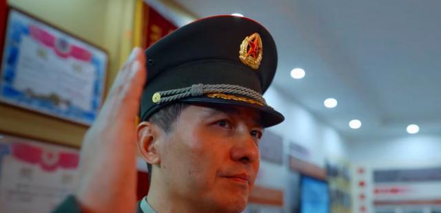军旅|《我们这十年》观众为什么会对军旅单元的剧情产生质疑?