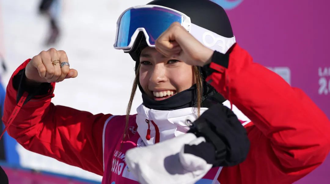 成龙|为什么张曼玉之后，成龙电影中的龙女郎都红不起来了？廉颇老矣