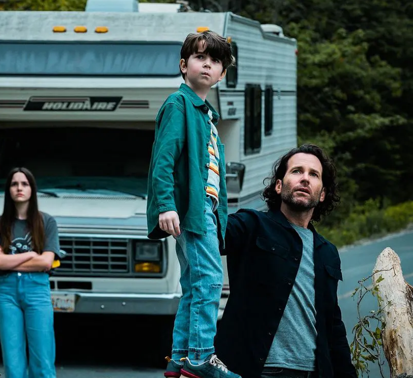 迷失|经典美剧《迷失》导演新作，依旧是经典的配方，熟悉的味道