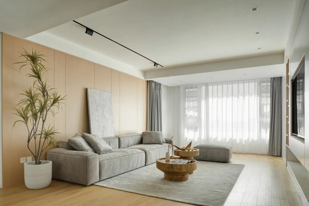 爆改160m2保守精装房：原木+收纳的温润小三房，种草了！