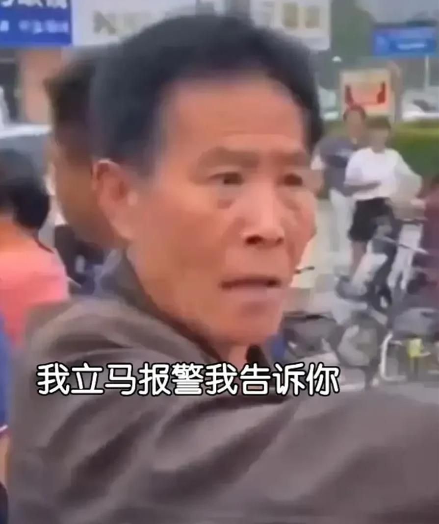 太猖狂了!小伙子出面作证竟被围殴,这群人眼里难道没有法律吗