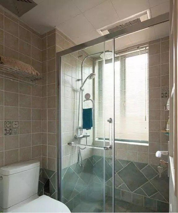 老婆花22万装修的房子,当看到厨房的时候我愣了,这也能想的出来