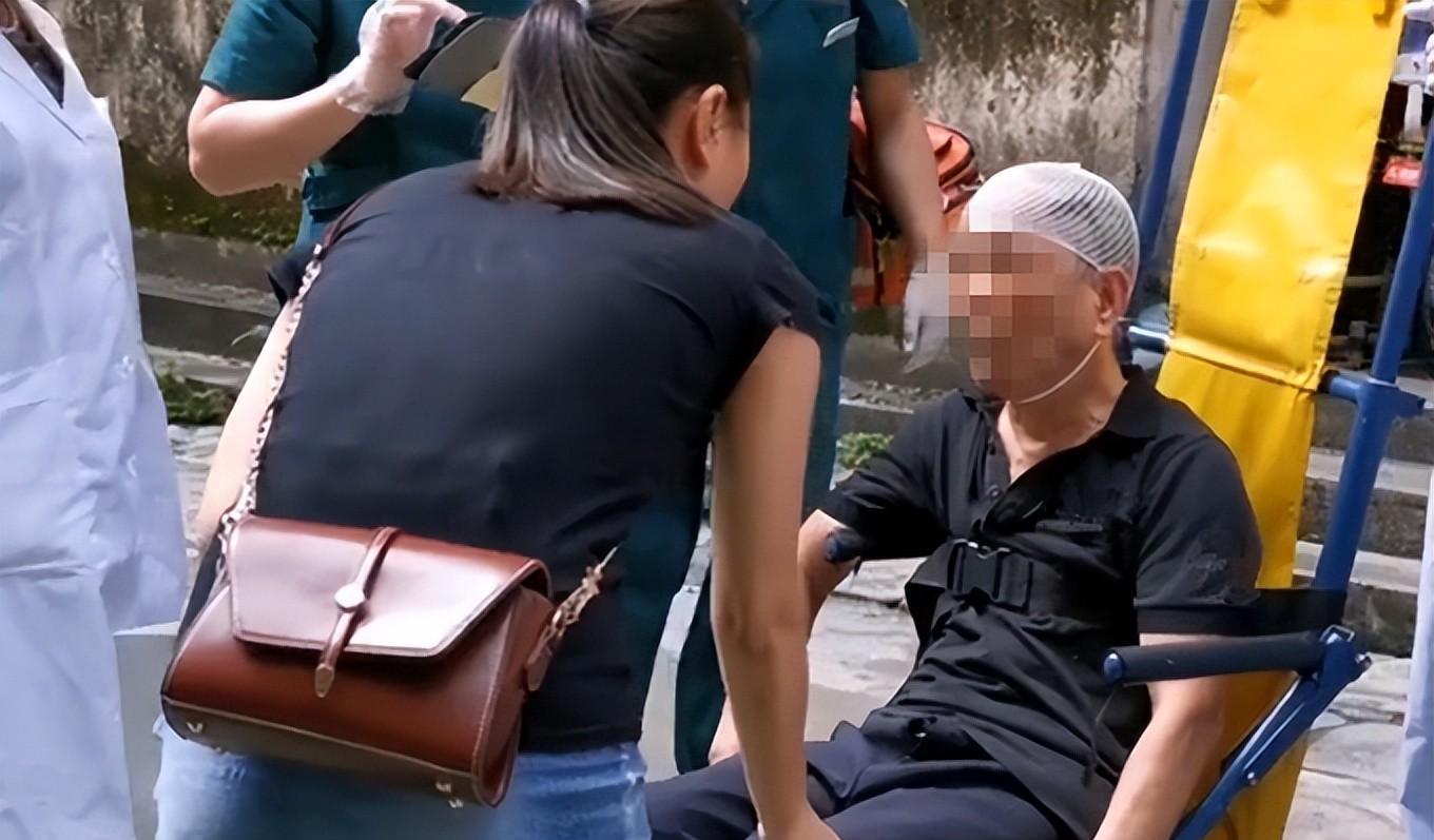 北京男子摔死后理赔遭拒,其子质疑保险公司:怎么证明不是意外?