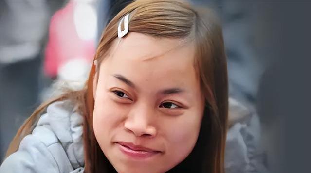 凤姐|时隔多年再看罗玉凤，为博流量毫无底线，凤姐到底有多贪得无厌？