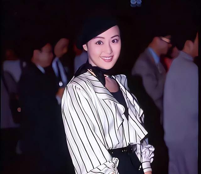 |章小蕙，最多同时交往五个男朋友，为什么那么多男人为她倾倒？