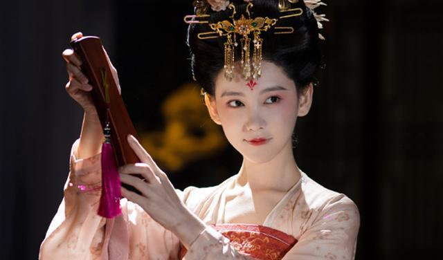 梦华录|梦华录：花月宴为何请林三司？3个原因不简单，引章盼儿有大智慧