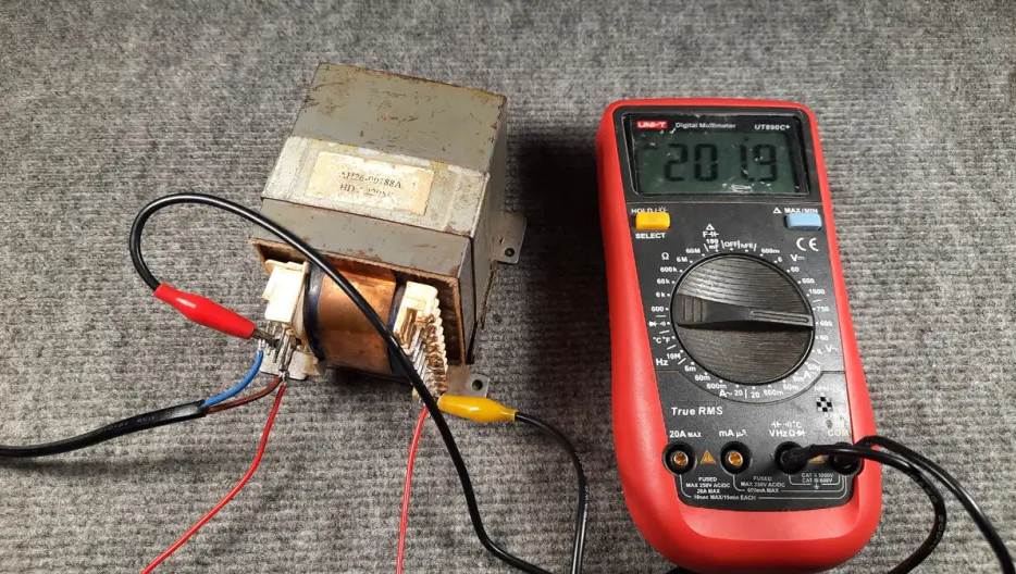 |如何用普通变压器升高或者降低220伏电压