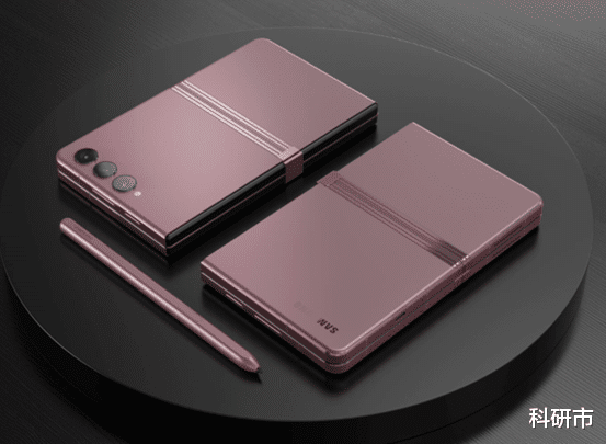 折叠屏|田言梦语:一块屏幕两种折叠方案,三星研发新款折叠屏