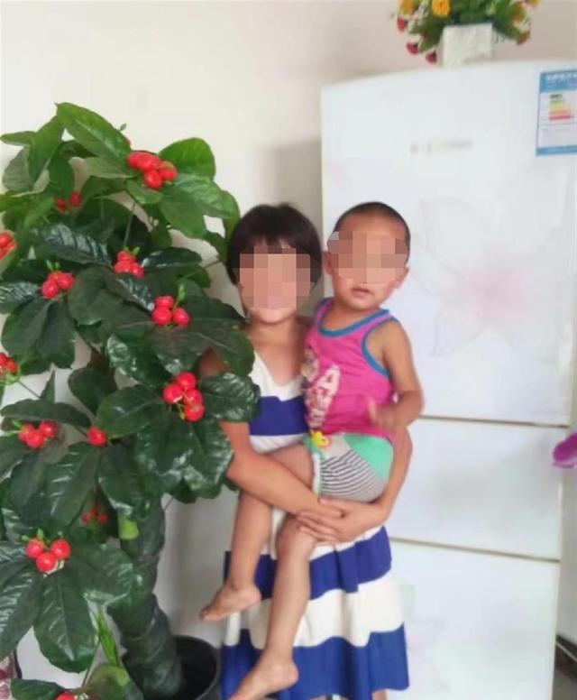 14岁女孩误喝饮料瓶装敌草快,有钱能活,没钱等死