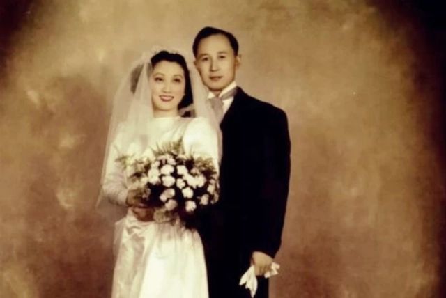 求婚|35岁钱学森当众向妹妹求婚,妹妹一阵娇羞说“好!我愿意。”