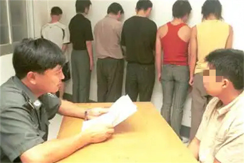 案例:福建一家三口都是重刑犯,囚禁女性卖自己,受害女性20余人