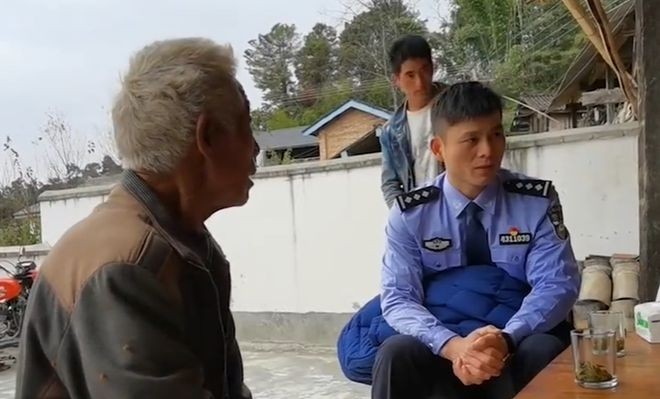 19年,云南男子14年间入狱6次,狱警发现不对劲,调查后潸然泪下