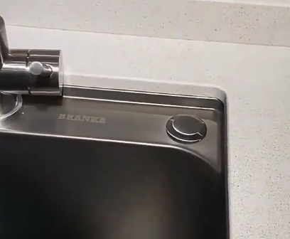 厨房洗菜盆的正确安装方式,你家做对了么?