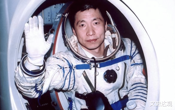 2003年,杨利伟在太空听到诡异的“敲门声”,13年后谜底才被揭开