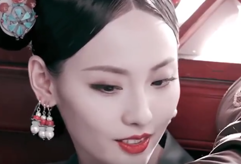 张嘉倪|8年婚姻生2个儿子，可就是等不来夫家的一场婚礼，管婆婆叫阿姨