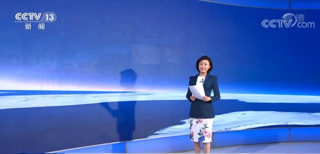 女主播|王春潇：应景大喜事，系首个在央视直播中“穿花裙子”的女主播