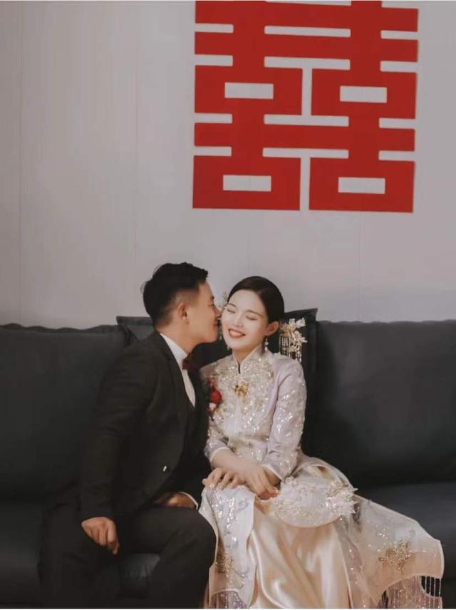 江苏发现一对90后小夫妻的婚房,因太会布置而走红,让人超羡慕