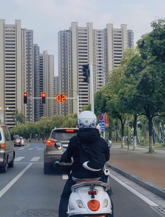 物价|2022年可能面临四大困境!就业难,赚钱更难