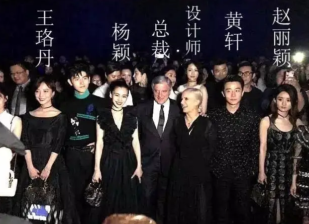 Angelababy|10个月的时间，杨颖完成了一场蜕变，也让我们看清了娱乐圈的虚伪