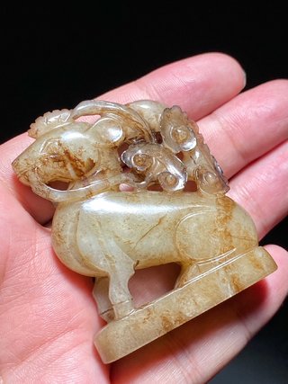 |元 和田玉籽料受沁 芝冠鹿 玉鹿 天鹿 把件 摆件 挂件