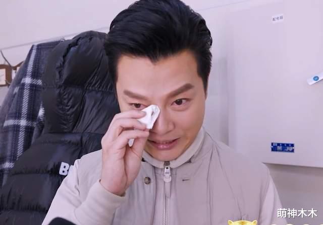 春晚|春晚后台采访：沈腾马丽互赞完美搭档，任鲁豫提到父亲泪洒后台