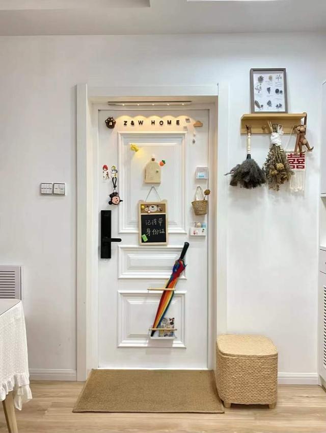 江苏发现一对90后小夫妻的婚房,因太会布置而走红,让人超羡慕