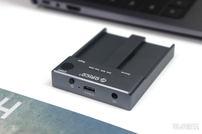 ssd|拆机M.2固态硬盘莫闲置，新旧2块一键对拷，双盘位SSD底座更实用