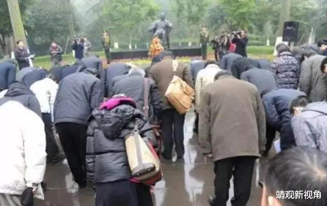 |邓小平强忍疼痛，临终前几个星期只说了六个字，永远停止了呼吸