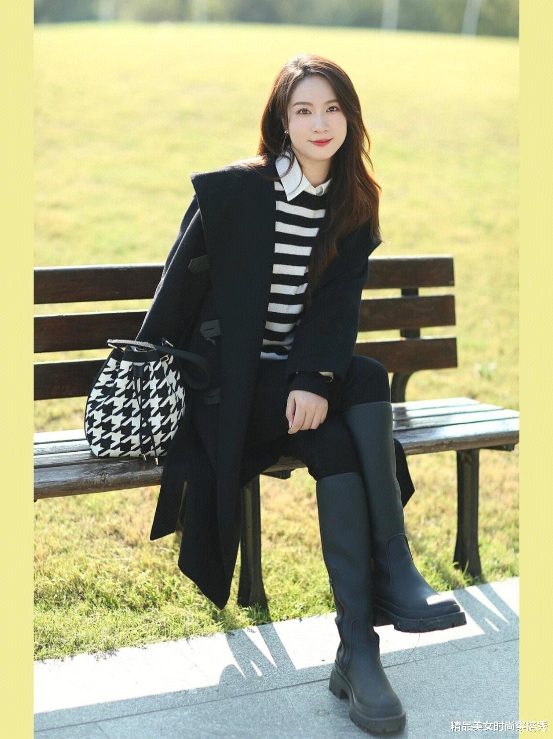 求职|通勤日常两不误，这几款简约的日常穿搭，让你秒变职场女王