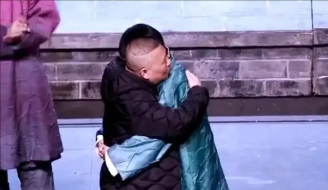 郭麒麟|看了赵本山女儿的婚姻闹剧,我才明白郭德纲对郭麒麟的“狠心”