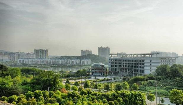 鄂州职业大学|鄂州职业大学虽然是所专科学校,但好在注重全面发展,实力很强