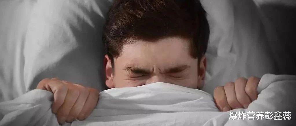 睡眠障碍|睡多了是一种伤害，通常每天睡4个小时就足够了？别认为你也是