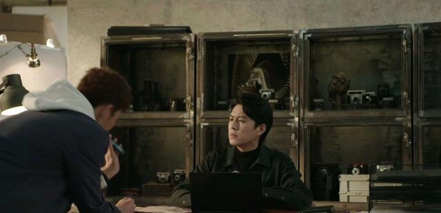 火星|相信我,熬过第一集,你将获得一部职场爽剧