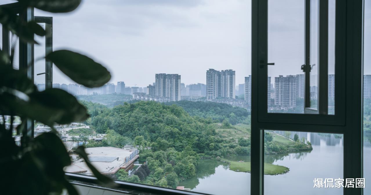 买门窗时,别问这二个问题,让人一看就知道是“外行”