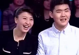 Angelababy|闫学晶:20岁一婚,深得继女喜欢,二婚嫁富豪后,45岁高龄生二胎