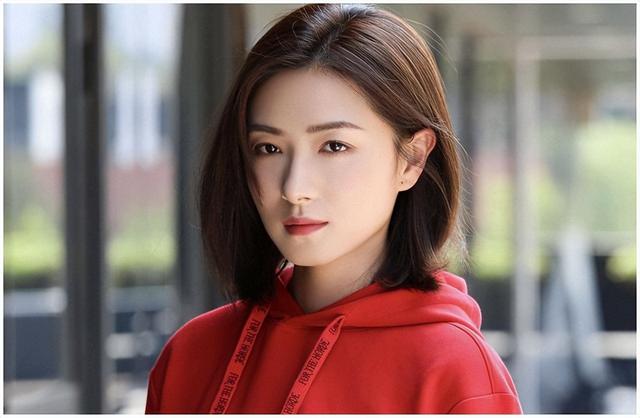 铜仁|同样饰演职场女性,万茜、李小冉、朱珠一对比高下立判