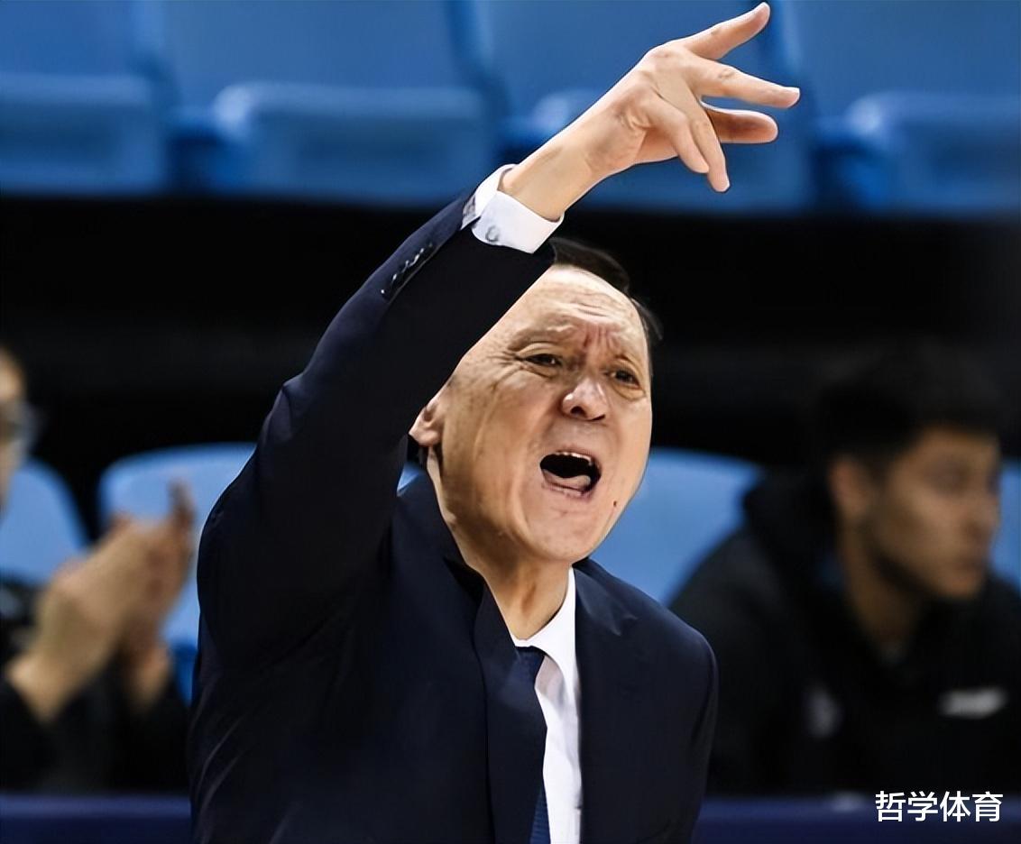 教练|篮球名嘴吐槽：杜锋入围CBA最佳教练，太扯了，凑人数的吧