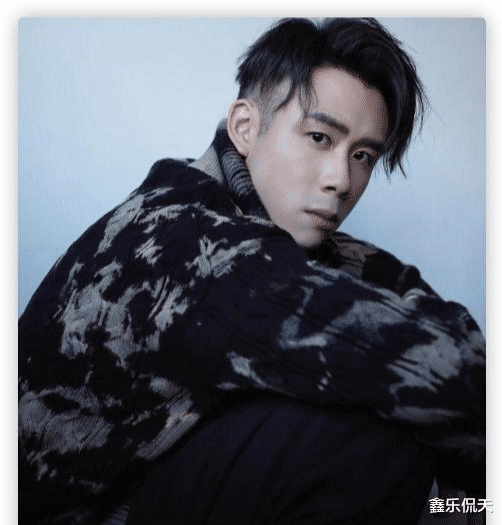 小三|31岁女星疑似小三，因和男人同居感染新冠，两人有过合作关系暧昧