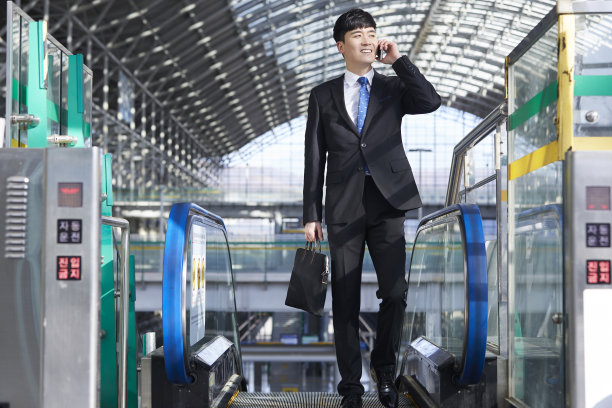 |职场上为什么看似和颜悦色，其实心思已经在暗处下套