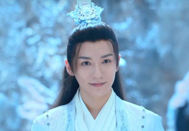 浴火牡丹|《浴火牡丹》上映，痴情花王为爱典当一切，赖雨濛变身最美花仙