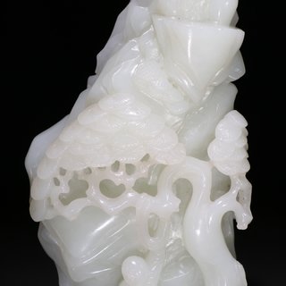 和田玉籽料|清 和田玉籽料山子人物摆件。