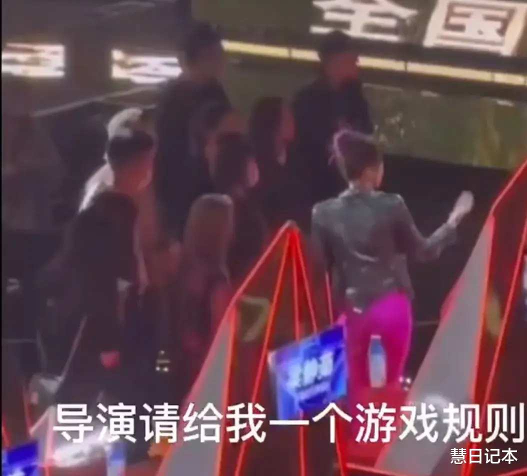 李玟|女歌手李玟被《中国好声音》黑幕惹怒