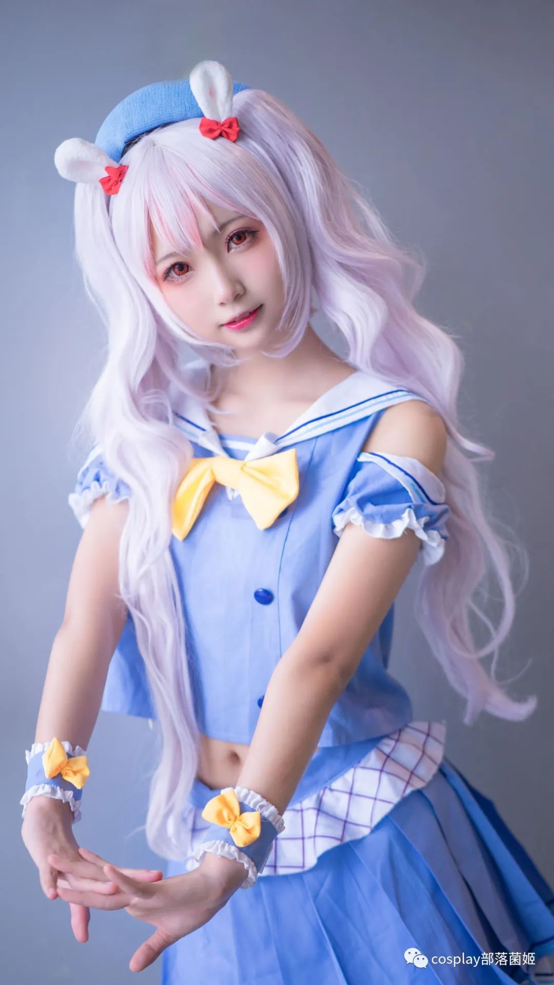 碧蓝航线|cos：碧蓝航线拉菲兔兔店员cos正片@橙喵