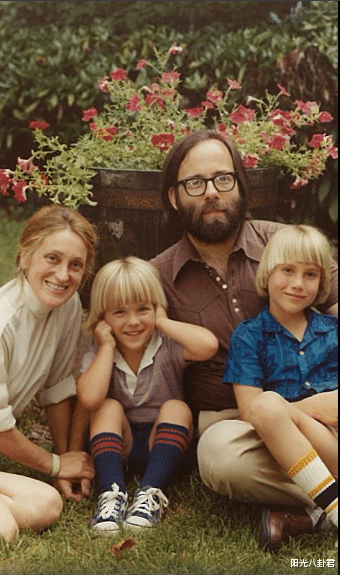 柯南|五位在华发展的美国男星,说各地方言娶中国妻子,父母以他们为荣