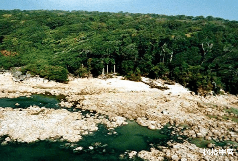活佛|桑提奈人:地球上最脆弱的群体,一旦离开岛屿就会生病,最终死亡