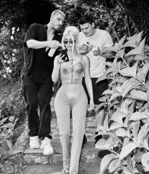 金·卡戴珊|41岁金卡戴珊与小男友恋情升温，斥巨资购买爱巢，欲再次步入婚姻