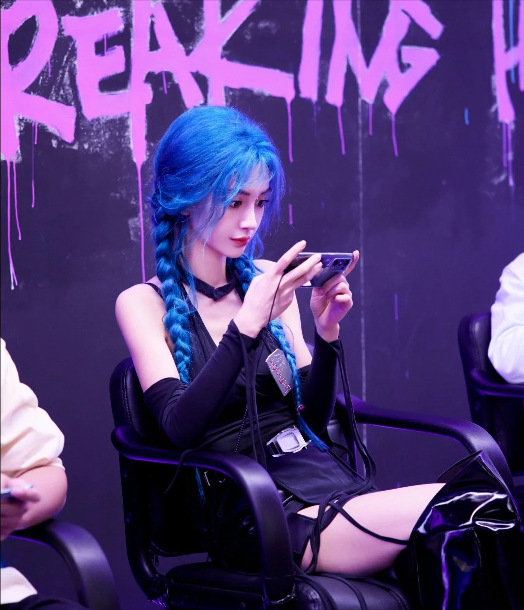 二次元|angelababy二次元电竞少女甜酷风格上线