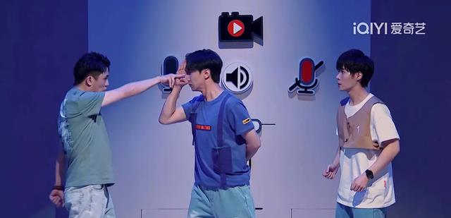 今晚80后脱口秀|当喜剧迈入“综N代”，带给观众的会是欢乐井喷吗？