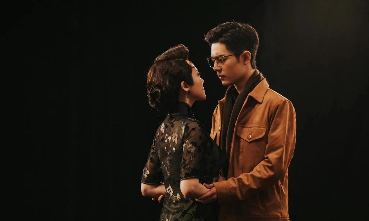 肖战|流量密码肖战：成于贵人李宇春，败于粉丝，他的无奈谁能懂